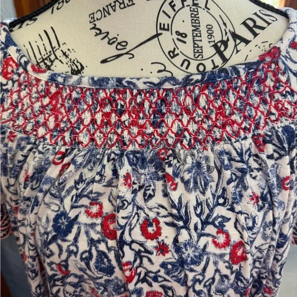 Westport Cream Tunic with Navy Floral and Red Accents - Picture 5 of 8